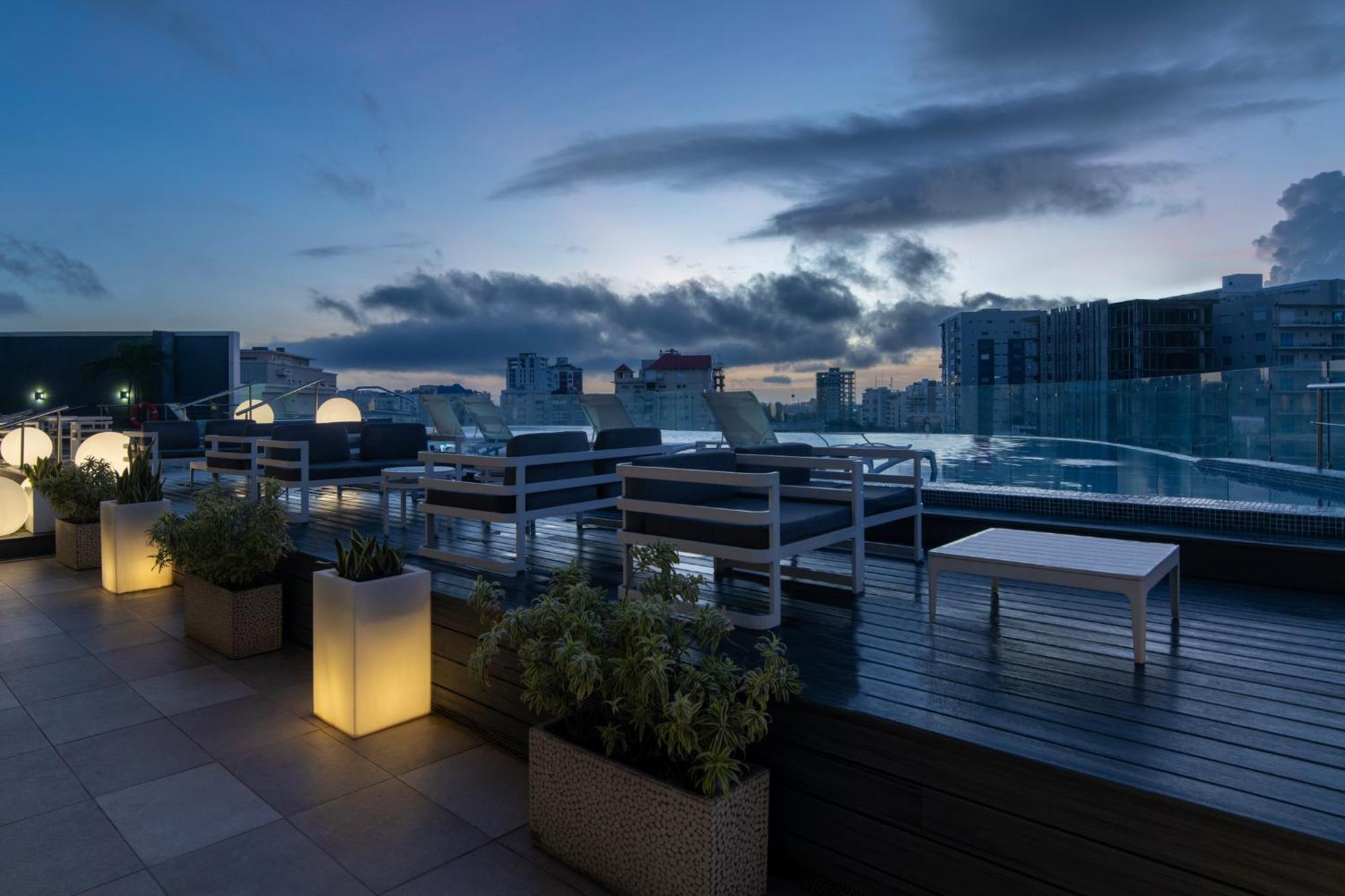 Embassy Suites By Hilton Santo Domingo Exteriör bild