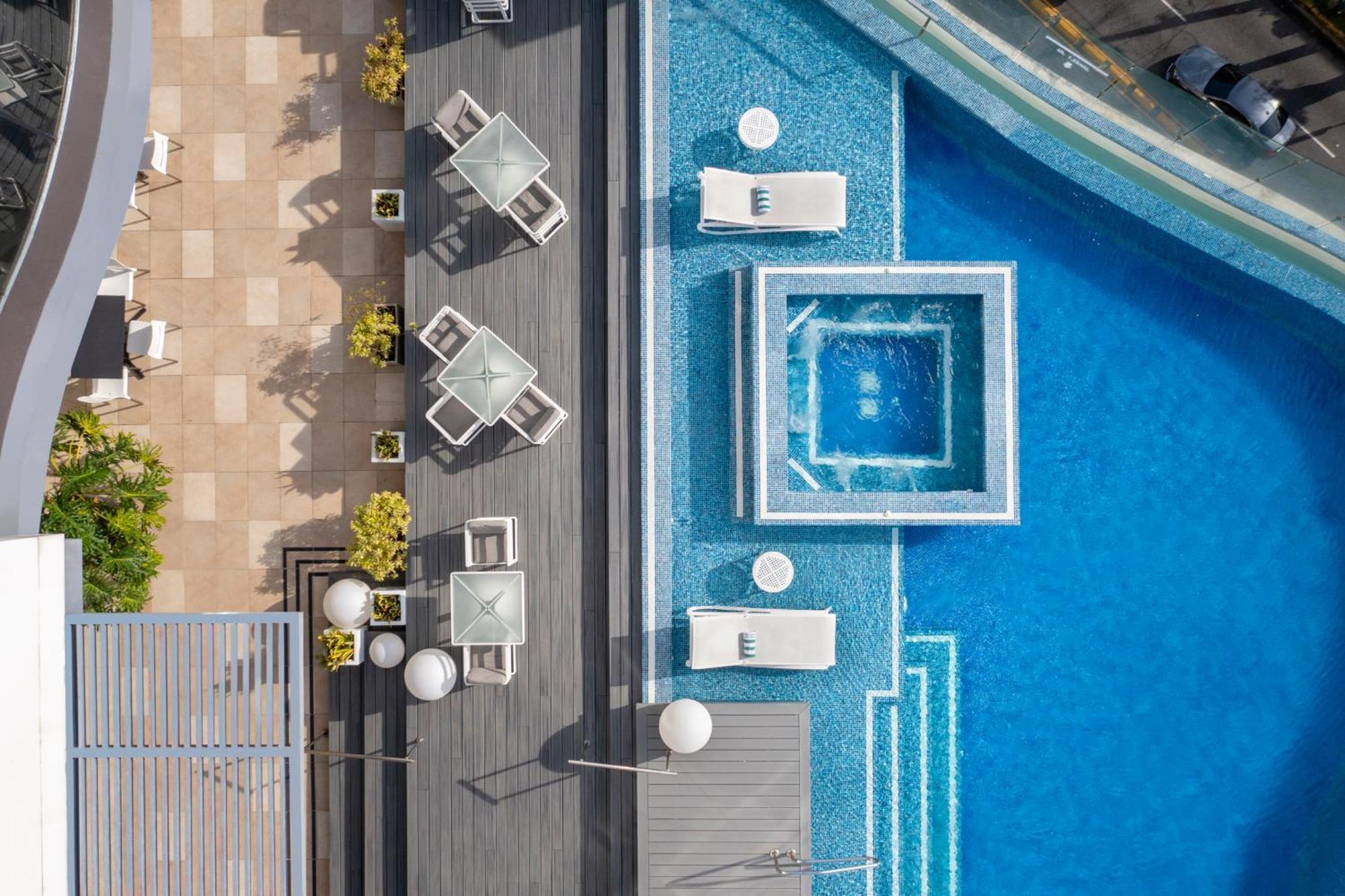 Embassy Suites By Hilton Santo Domingo Exteriör bild